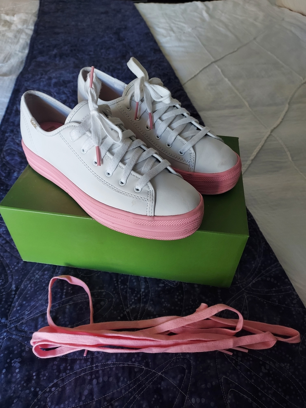 Women's Keds/Kate Spade White *leather* Sneakers with Pink Platform Sole, 7.5